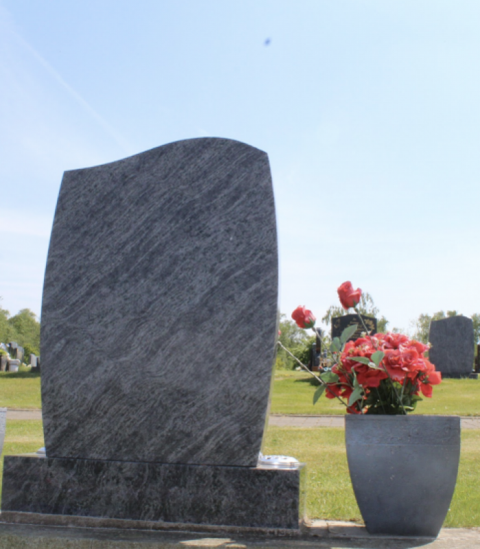 Expert Memorial Sculptors Scottish Granite Memorials